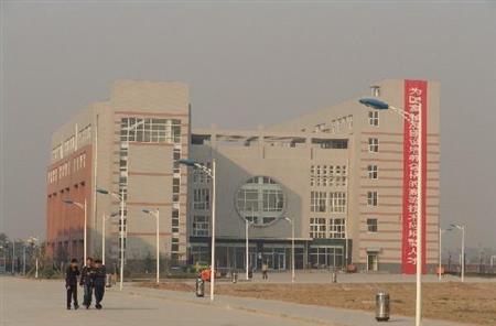 唐山工业职业技术学院与其它骨干高职与示范性高职的区别