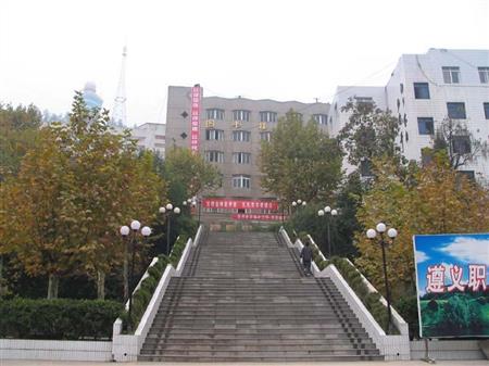 遵义职业技术学院校园图片_大学图片2